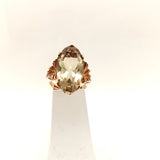 Pre-Owned 9ct gold hallmarked dress ring set with quartz