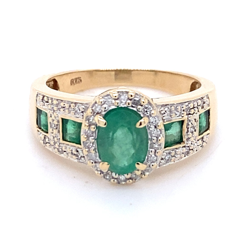 Pre-owned 9ct gold Emerald & Diamond ring