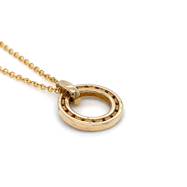 Pre-owned Diamond set pendant