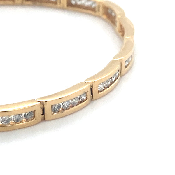 18ct Gold Line Bracelet with Diamonds